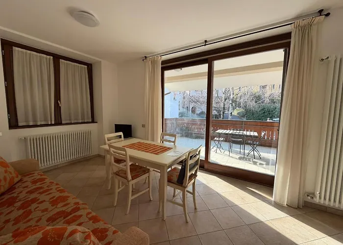 The Of Sun - In Apartment
